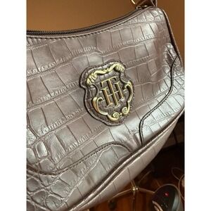 Vintage brown Tommy Hilfiger women's purse‎ bag crest